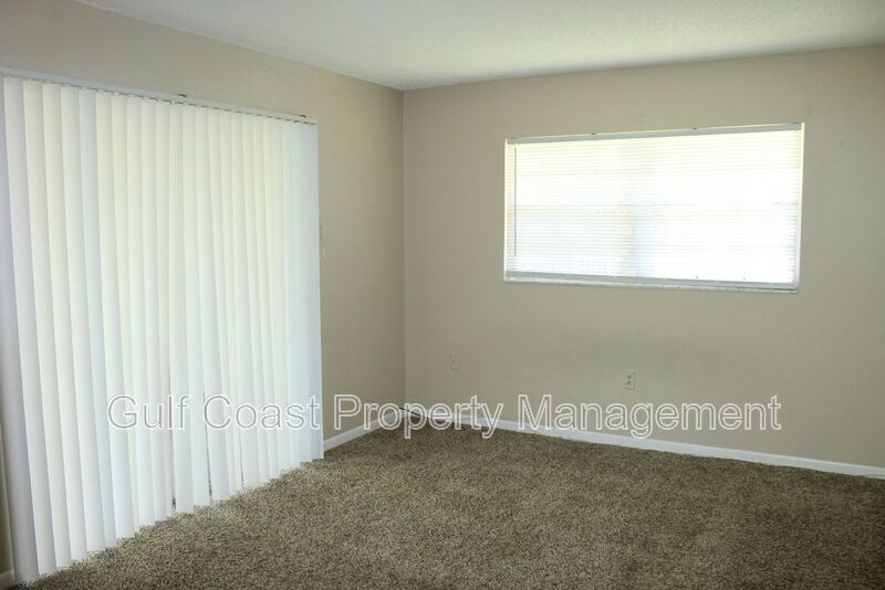 Annual 2nd Floor, One-Bedroom Condo with Screened Lanai and Preserve Views property image