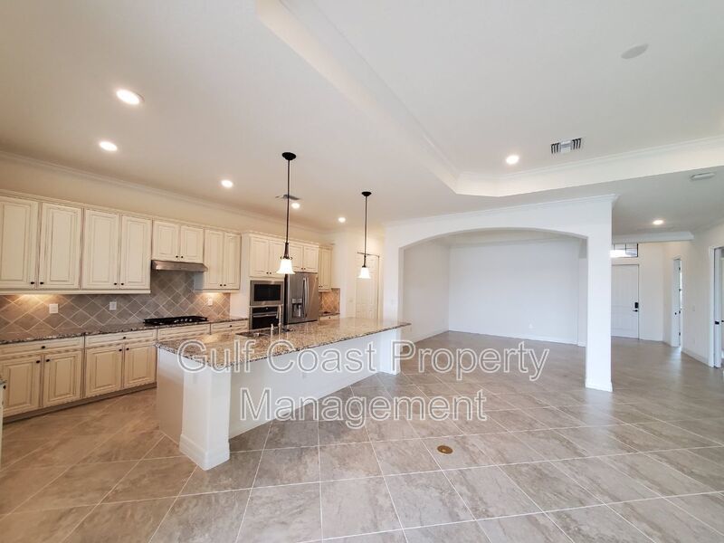 Annual 3-Bedroom Home in Gated Lakewood National with Resort-Style Amenities property image