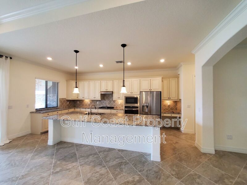 Annual 3-Bedroom Home in Gated Lakewood National with Resort-Style Amenities property image