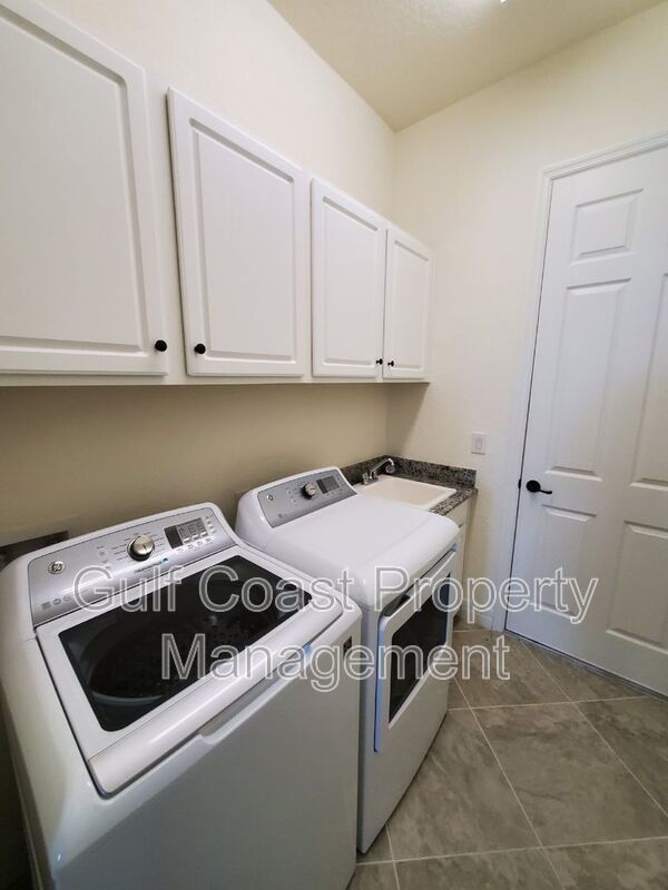 Annual 3-Bedroom Home in Gated Lakewood National with Resort-Style Amenities property image