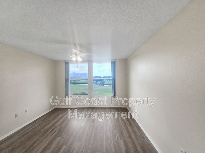 Annual Rental, Pinebrook Golf-Course View 2/2 Condo with Den, Resort-Style Amenities & Prime Location property image