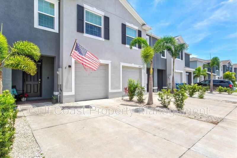 Gated Palmer Ranch Townhome Near Legacy Trail & Gulf Beaches property image