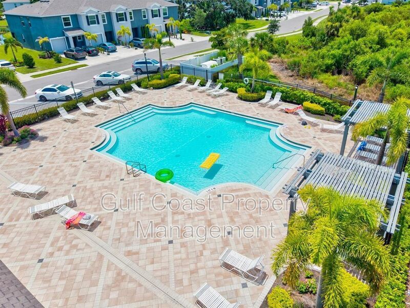 Gated Palmer Ranch Townhome Near Legacy Trail & Gulf Beaches property image