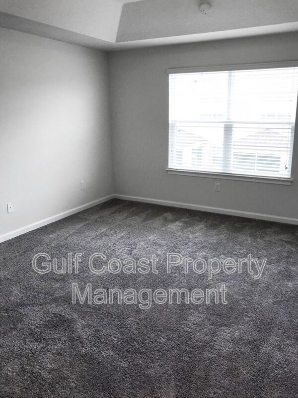 Annual Three Bedroom, 2.5 Bath, with a Garage Townhome, Located in the Community of Harmony property image