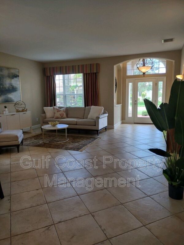 Annual 4-bedroom, 3 bath, Pool Home Backing to Preserve in Gated River Place property image