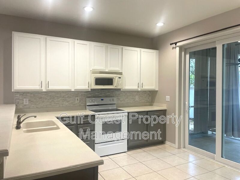 Beautifully Updated 3 Bedroom Home in Sought-After Central Sarasota property image