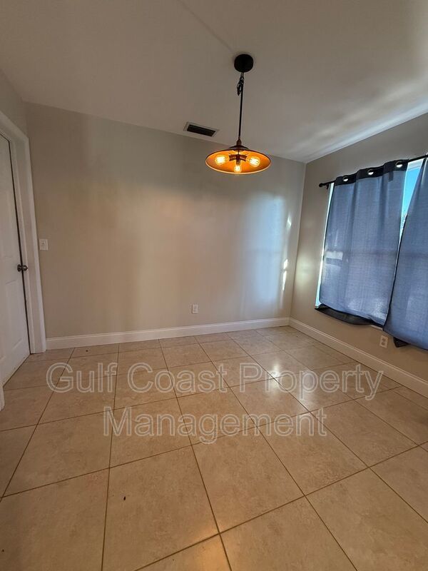 13802 2nd St property image