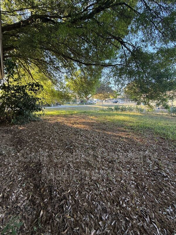 13802 2nd St property image