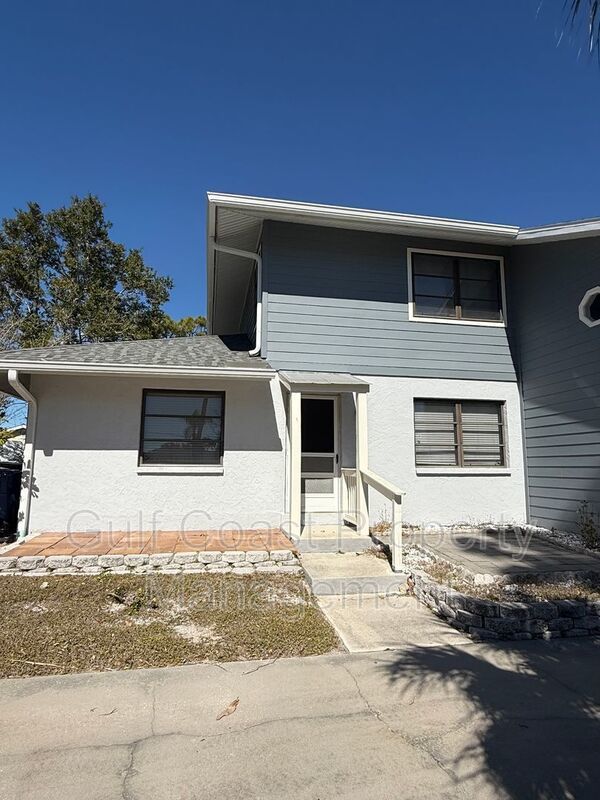 40 1st Ave Bottom Unit property image