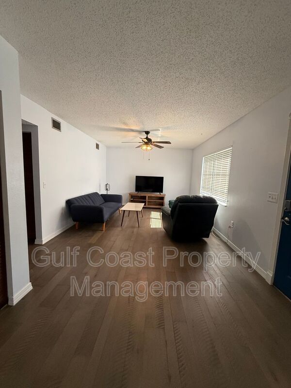 40 1st Ave Bottom Unit property image