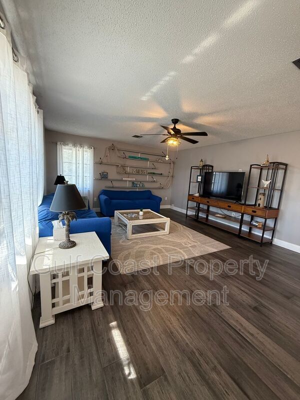 40 1st Ave Top Unit property image