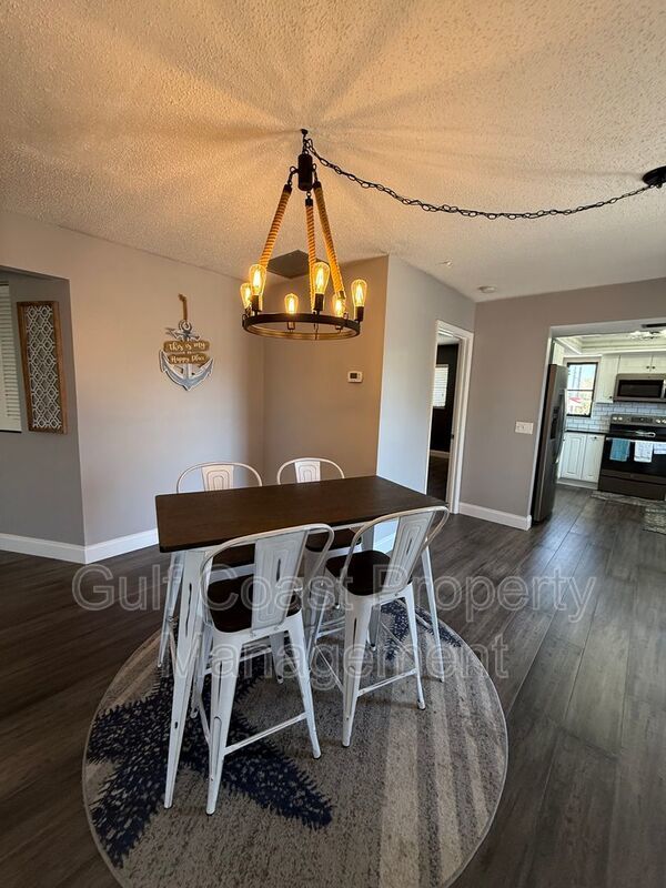 40 1st Ave Top Unit property image