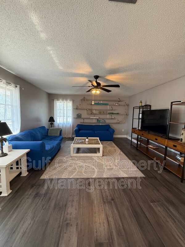 40 1st Ave Top Unit property image