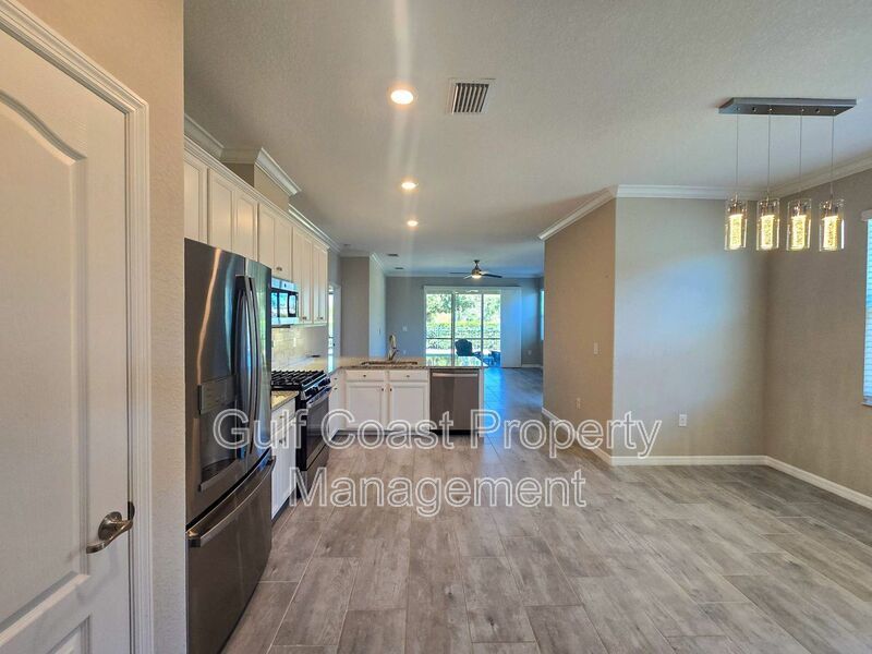 Annual Gated 3-Bedroom, 2-Bath Arbor Grande Villa with Whole-Home Generator & Resort-Style Amenities Near Lakewood Ranch Main Street property image