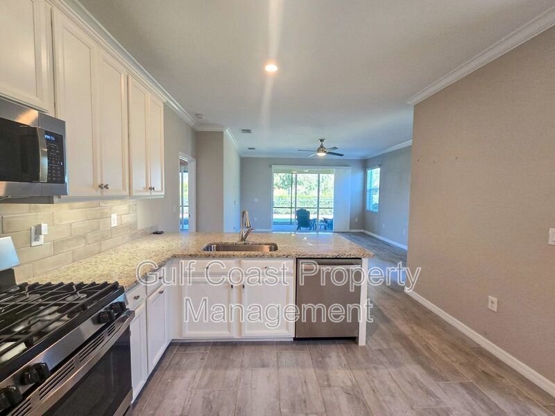 Annual Gated 3-Bedroom, 2-Bath Arbor Grande Villa with Whole-Home Generator & Resort-Style Amenities Near Lakewood Ranch Main Street property image