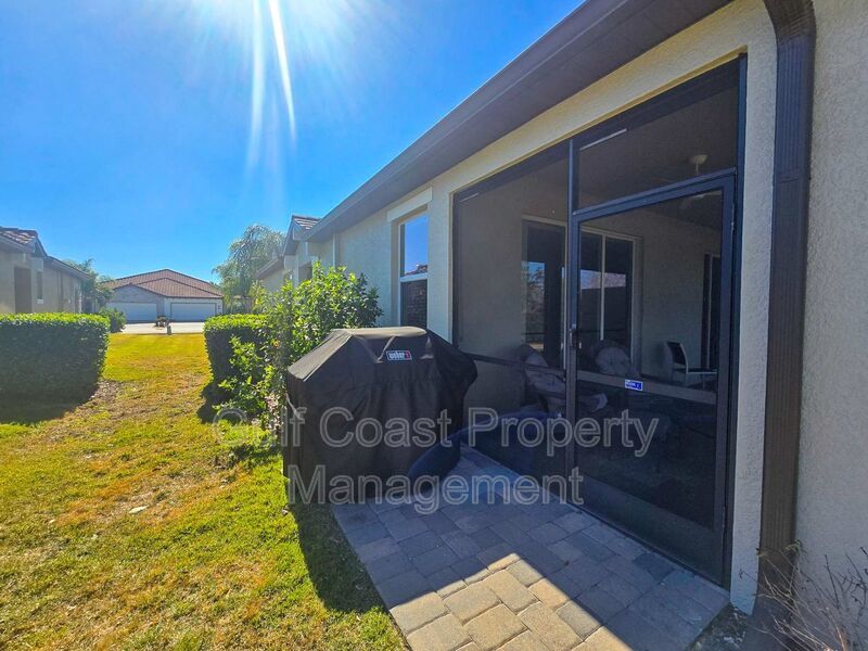 Annual Gated 3-Bedroom, 2-Bath Arbor Grande Villa with Whole-Home Generator & Resort-Style Amenities Near Lakewood Ranch Main Street property image