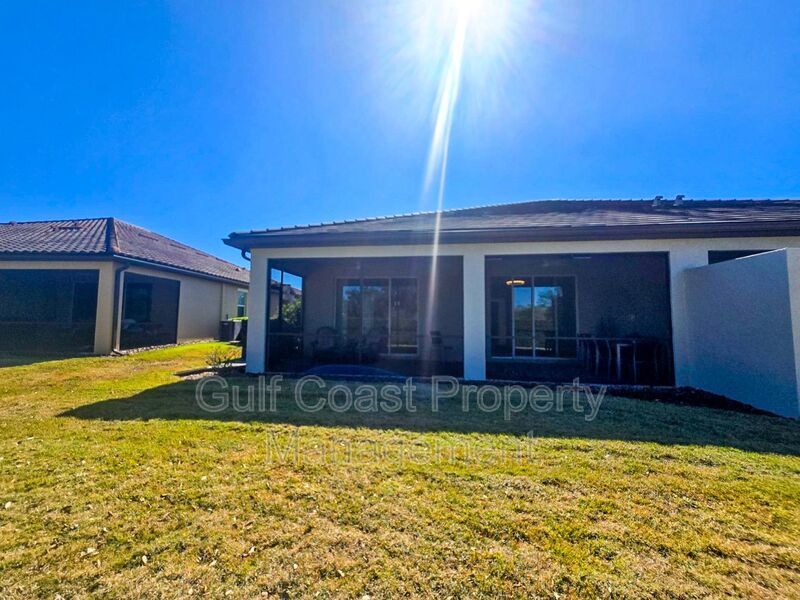 Annual Gated 3-Bedroom, 2-Bath Arbor Grande Villa with Whole-Home Generator & Resort-Style Amenities Near Lakewood Ranch Main Street property image