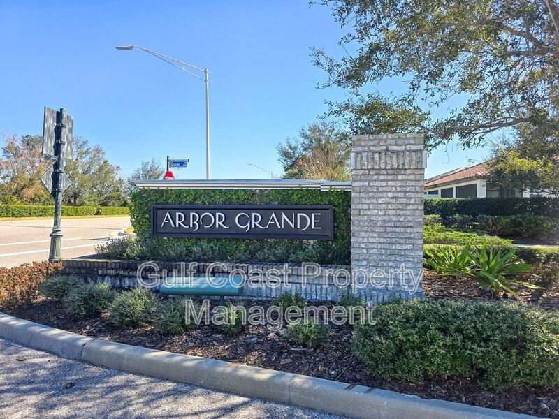 Annual Gated 3-Bedroom, 2-Bath Arbor Grande Villa with Whole-Home Generator & Resort-Style Amenities Near Lakewood Ranch Main Street property image