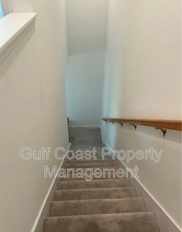 14212 Pine Lodge ln property image