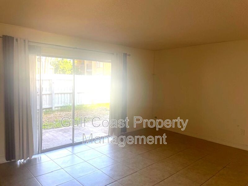 Spacious 3BR/2BA Condo Near Siesta Key Beach – Amenities Included! property image