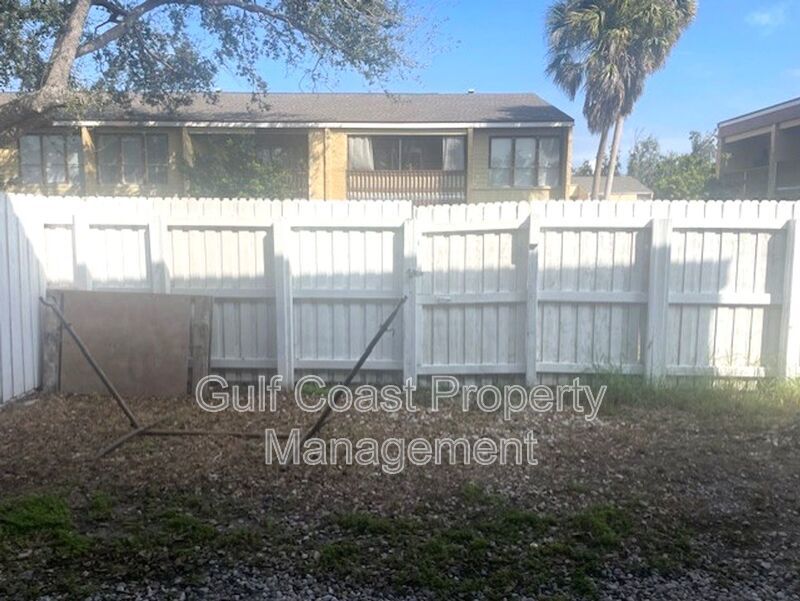 Spacious 3BR/2BA Condo Near Siesta Key Beach – Amenities Included! property image