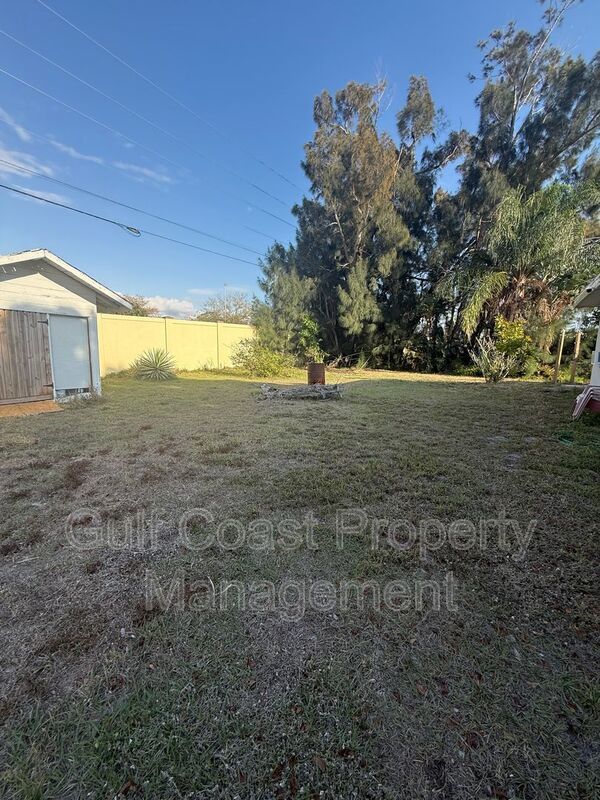 Single Family cottage property image