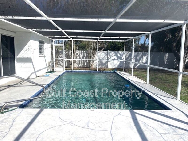 Beautiful 3-Bedroom Home with Lap Pool and Pet Friendly property image