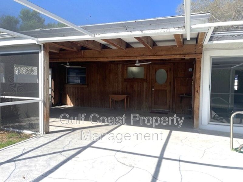 Beautiful 3-Bedroom Home with Lap Pool and Pet Friendly property image