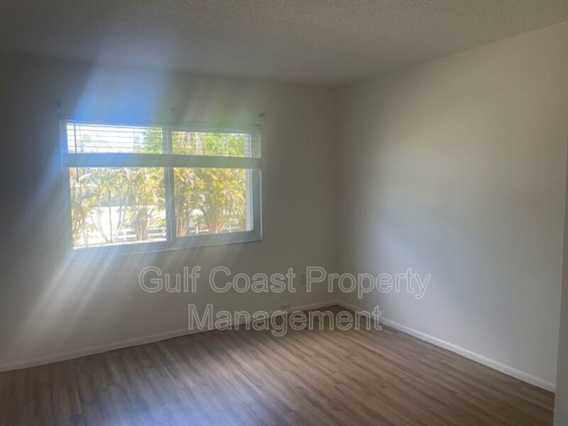 55+ Community Living in Beautiful Glen Oaks property image