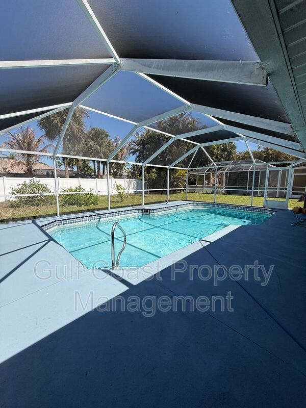 2612 7TH St W property image