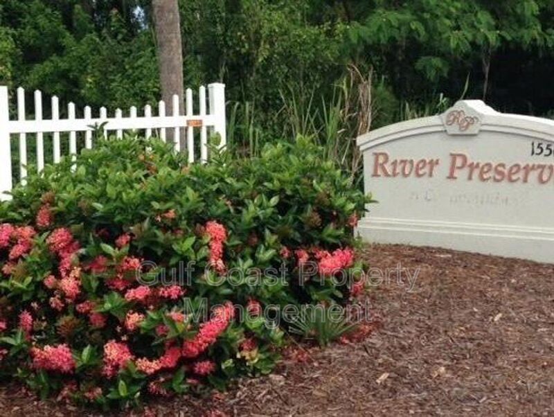 Annual 2/2 Condo with Flex Room in River Preserve Featuring Community Pool property image