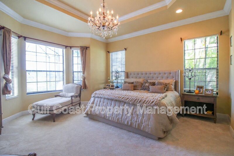 Annual Fully Furnished Pool Home in Lakewood Ranch Country Club, 2BR + Den, Stunning Golf Course Views property image