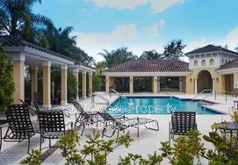 Annual Fully Furnished Pool Home in Lakewood Ranch Country Club, 2BR + Den, Stunning Golf Course Views property image