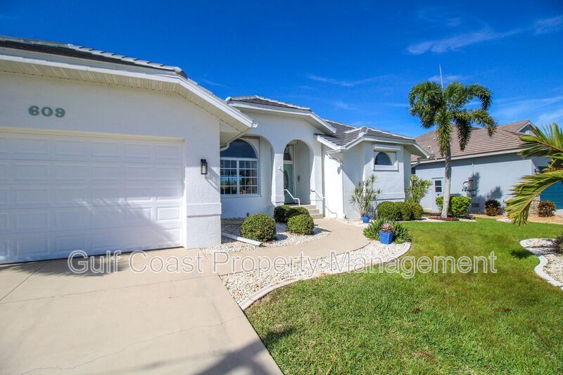 Waterfront Pool Home in Burnt Shore Isles property image