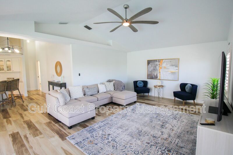 Waterfront Pool Home in Burnt Shore Isles property image