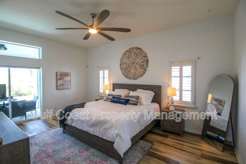 Waterfront Pool Home in Burnt Shore Isles property image