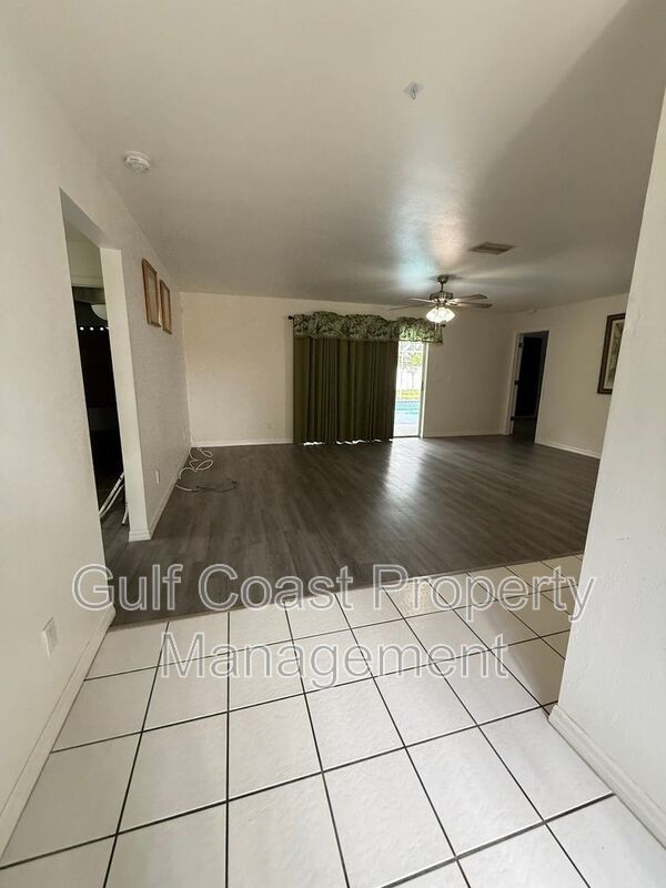 2612 7TH St W property image