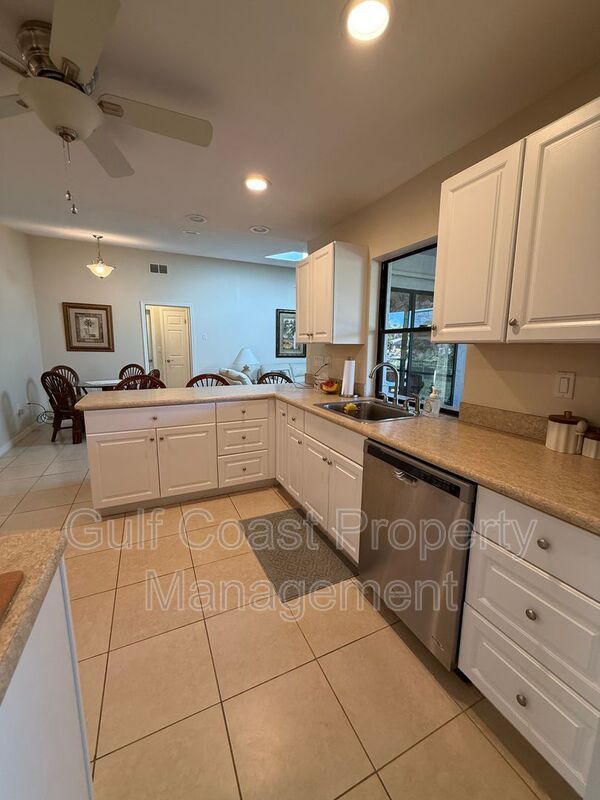 3185 Clifford Street property image
