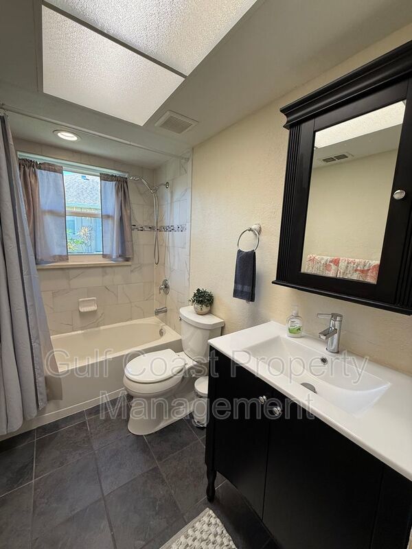 3185 Clifford Street property image