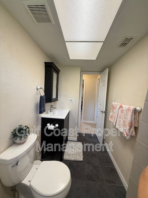 3185 Clifford Street property image