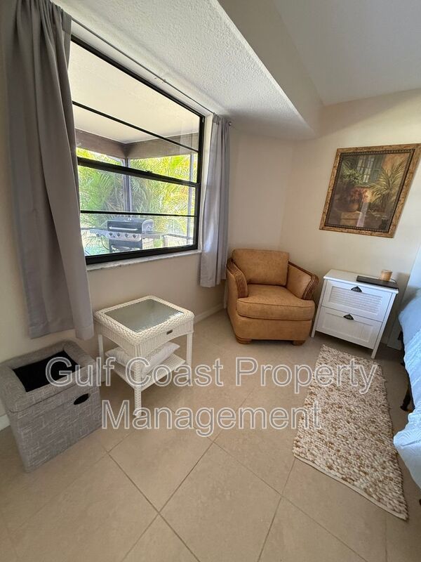 3185 Clifford Street property image