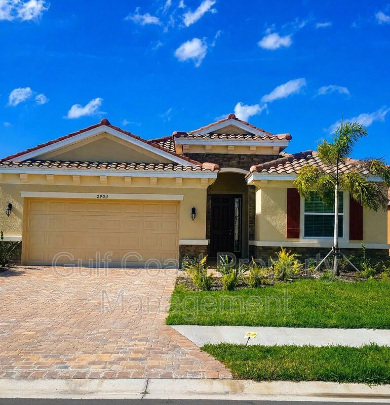 Annual Gated 4 Bedroom Lakeview Home in Soleil with 2.5 Baths and Resort-Style Amenities property image