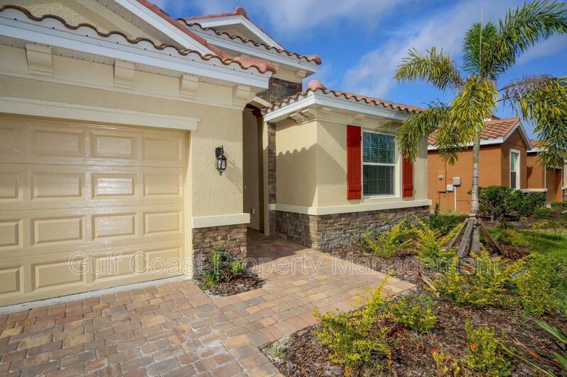 Annual Gated 4 Bedroom Lakeview Home in Soleil with 2.5 Baths and Resort-Style Amenities property image