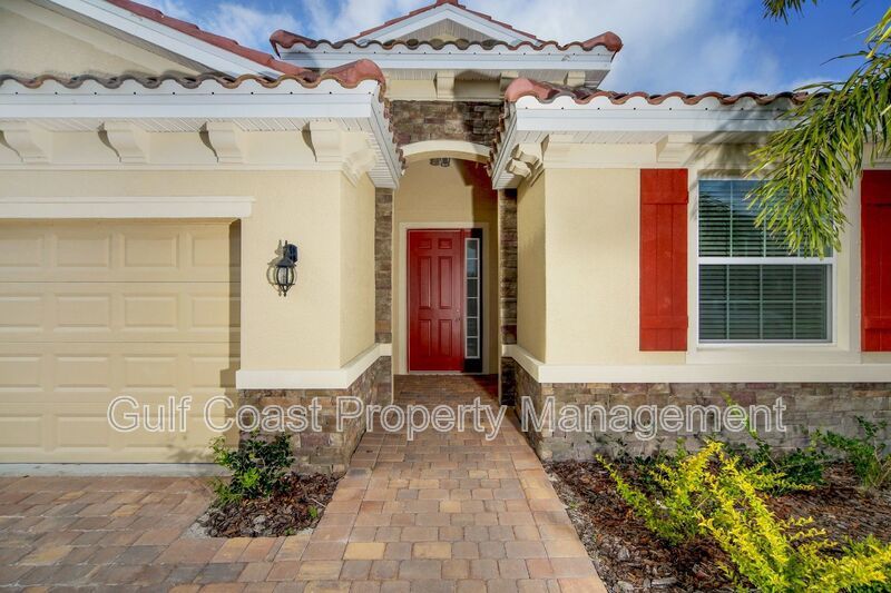 Annual Gated 4 Bedroom Lakeview Home in Soleil with 2.5 Baths and Resort-Style Amenities property image