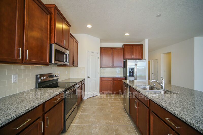 Annual Gated 4 Bedroom Lakeview Home in Soleil with 2.5 Baths and Resort-Style Amenities property image