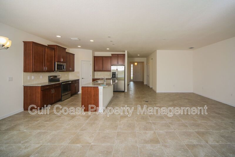 Annual Gated 4 Bedroom Lakeview Home in Soleil with 2.5 Baths and Resort-Style Amenities property image