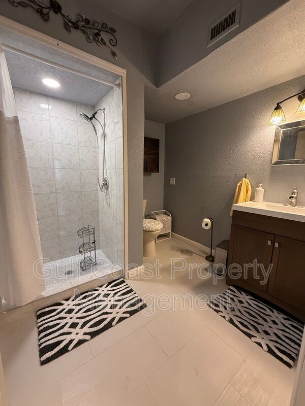 13880 Tamiami Trl property image
