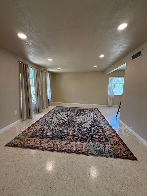 13880 Tamiami Trl property image