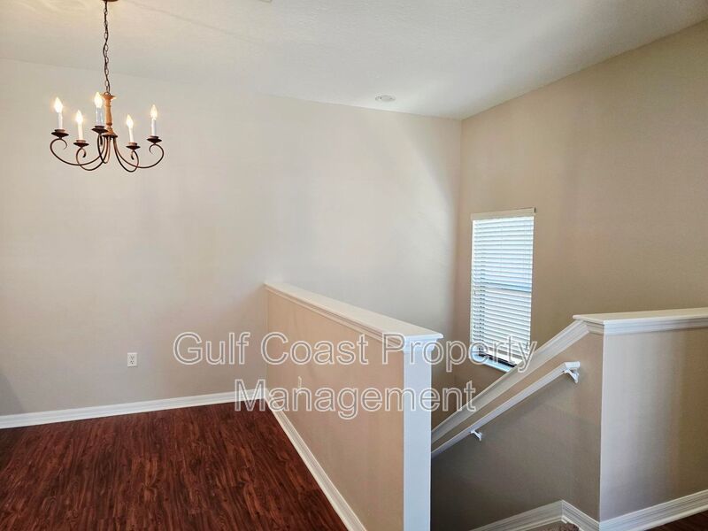 Updated Annual Condo Rental in Gated Stoneridge Located Near 1-75 & Downtown Sarasota property image