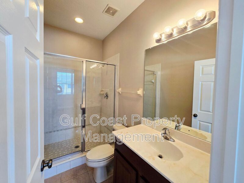 Updated Annual Condo Rental in Gated Stoneridge Located Near 1-75 & Downtown Sarasota property image